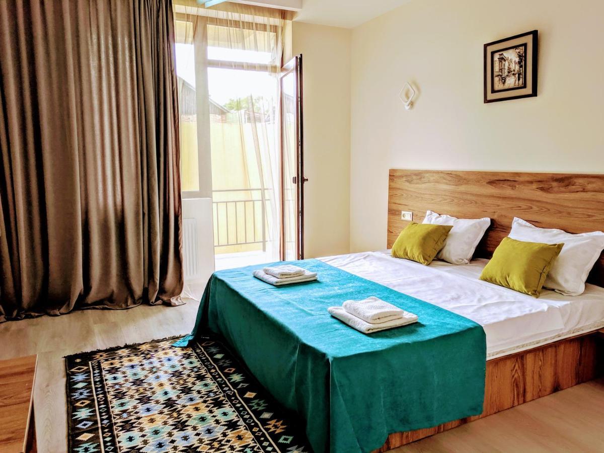 Hotel 5 Rooms Tbiliszi Kültér fotó