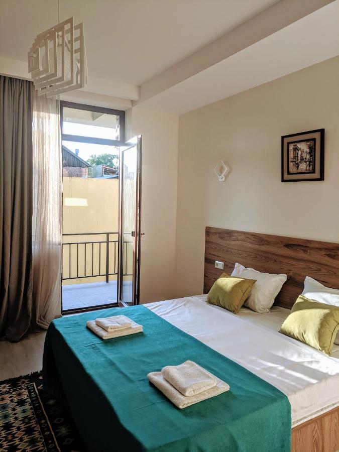 Hotel 5 Rooms Tbiliszi Kültér fotó