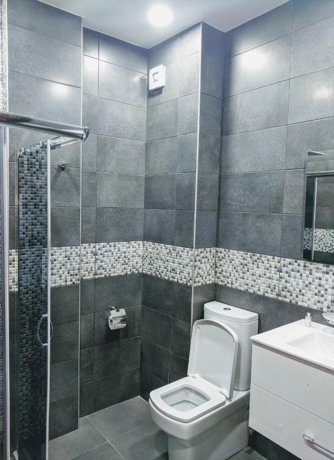 Hotel 5 Rooms Tbiliszi Kültér fotó