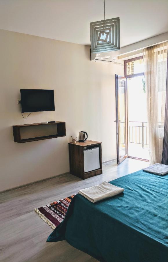 Hotel 5 Rooms Tbiliszi Kültér fotó