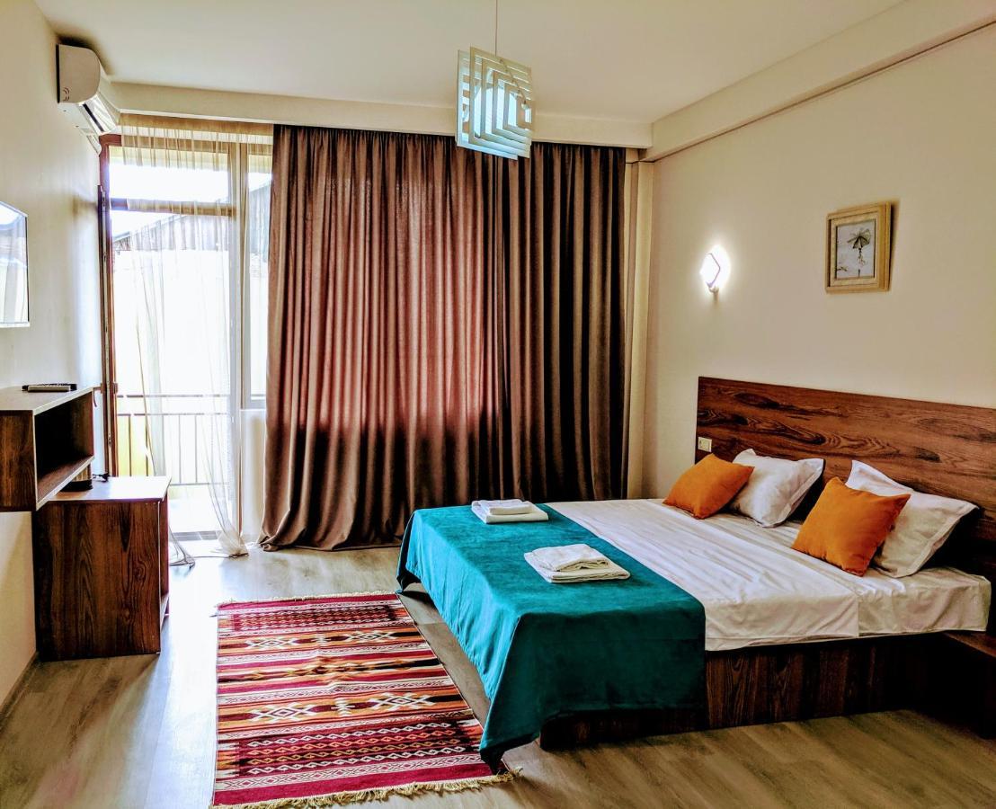 Hotel 5 Rooms Tbiliszi Kültér fotó