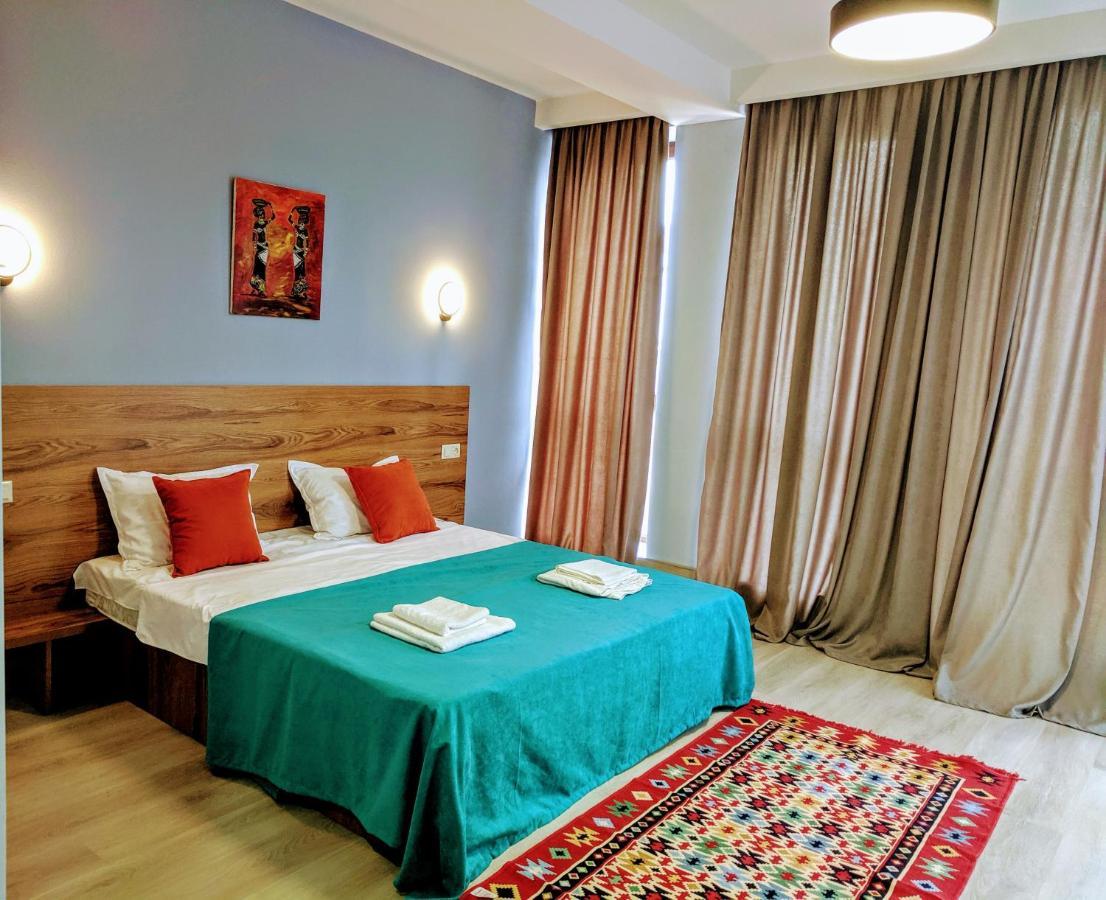 Hotel 5 Rooms Tbiliszi Kültér fotó